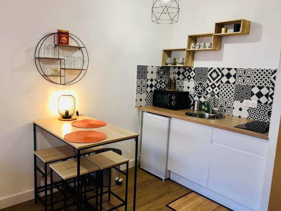 "Axel 8" Studio Proche Gare Avec Balcon Apartment Sete Exterior photo